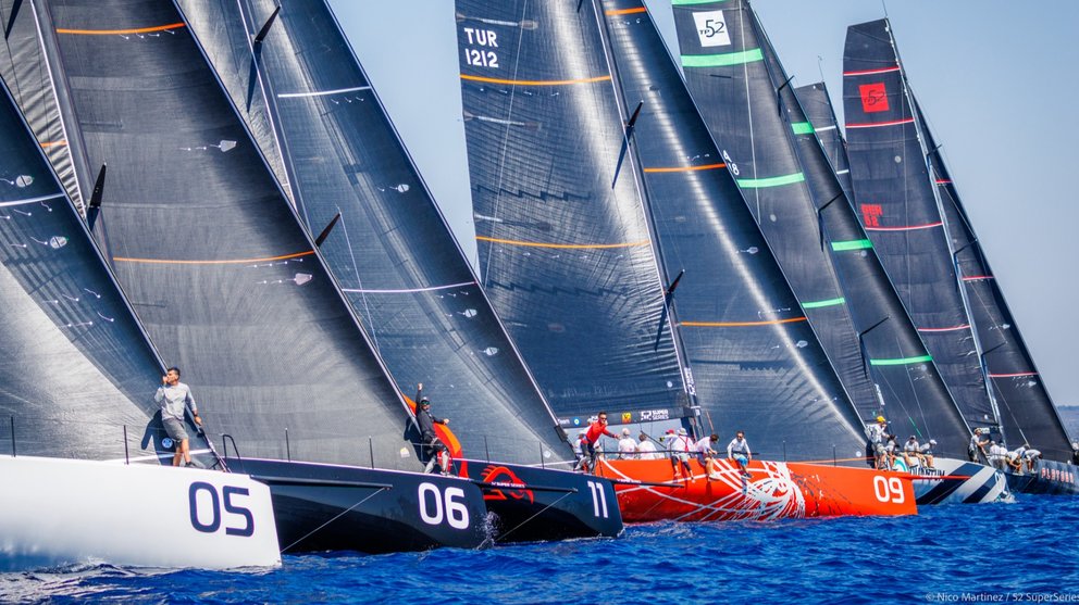 Imagen de las 52 SUPER SERIES.